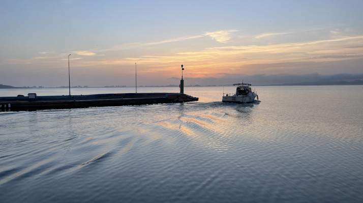 Vaixell al mar