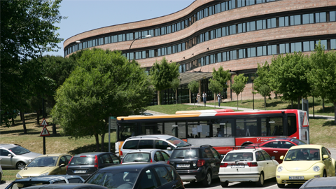 Bus i cotxes a veterinària