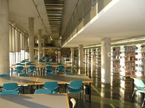 Biblioteca Universitària de Sabadell UAB - planta principal