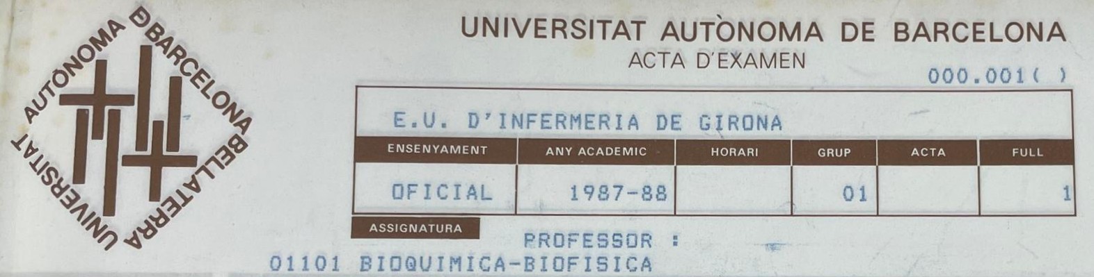 Fotografia de llibre d'actes de l'escola universitaria d'estudis empresarials de girona