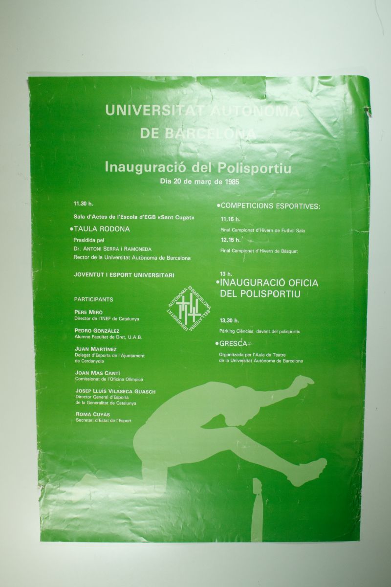 Amplia la imatge Inauguració del Poliesportiu