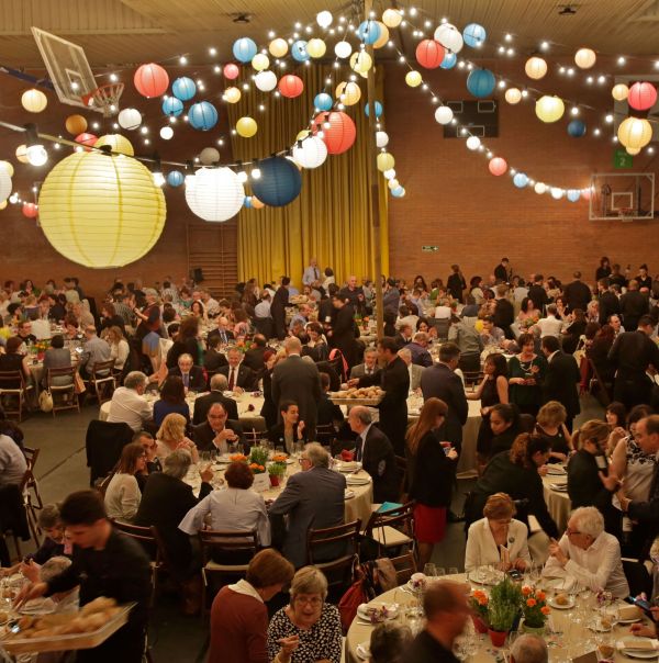 Amplia la imatge Banquet de celebració 50 anys UAB al SAF