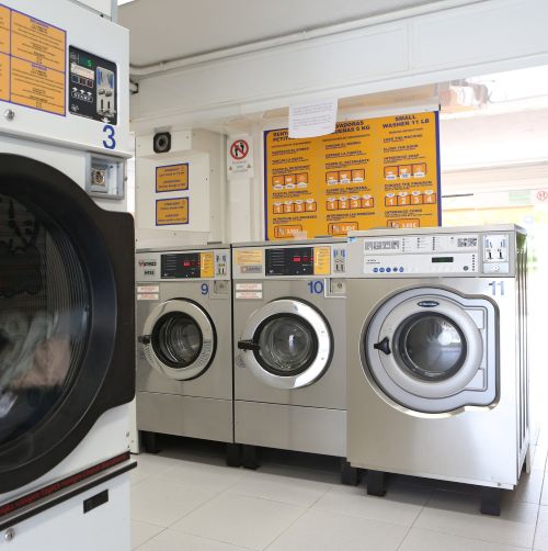 Amplia la imatge Bugaderia autoservei de Vila Universitària