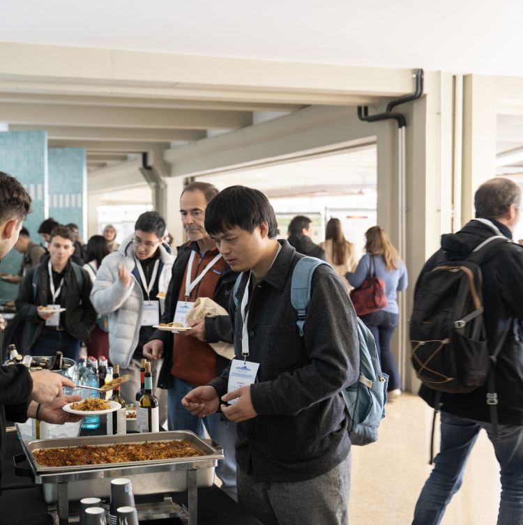 Amplia la imatge Imatge d'un servei de dinar còctel