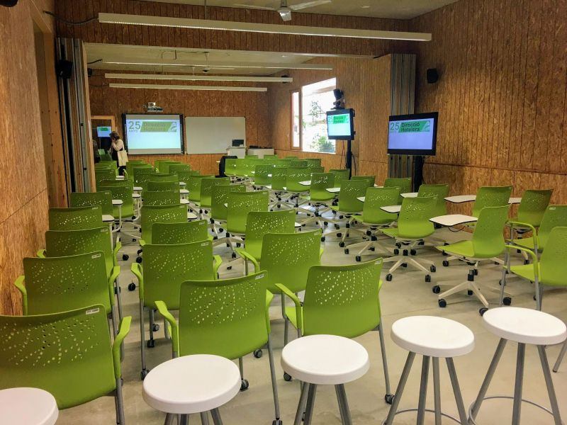 Amplia la imatge Imatge Sala Montseny ICTA UAB