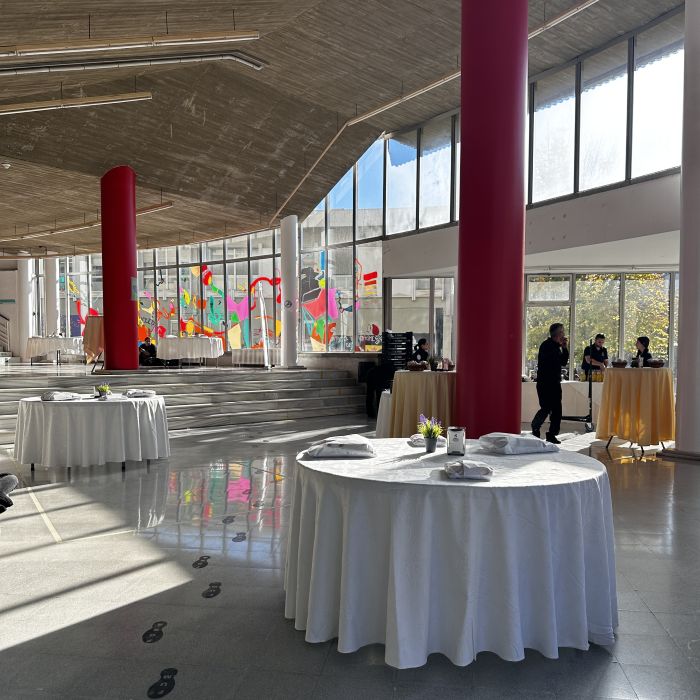 Amplia la imatge Imatge Servei de Pausa Cafè als vestíbuls de Lletres