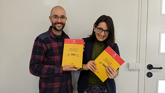   Víctor López i Digna Couso a la presentació del llibre Didàctica de la Física per a l'Educació Secundària Obligatòria