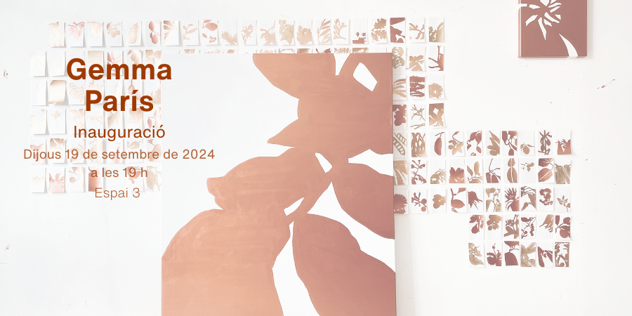  Cartell de l'exposició de l’artista Gemma París amb motius vegetals i formes orgàniques, que convida a reflexionar sobre la relació entre les persones i la natura, especialment el món dels arbres i les plantes.