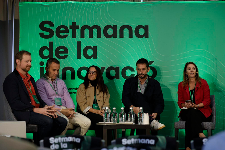 fotografia de la taula rodona