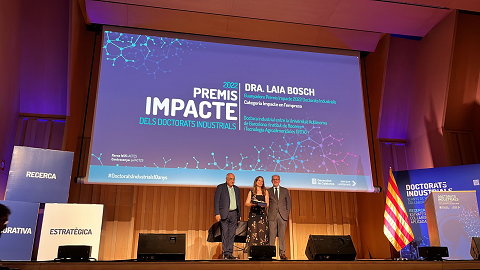 Laia Bosch, doctora per la UAB, rep un dels Premis Impacte DI