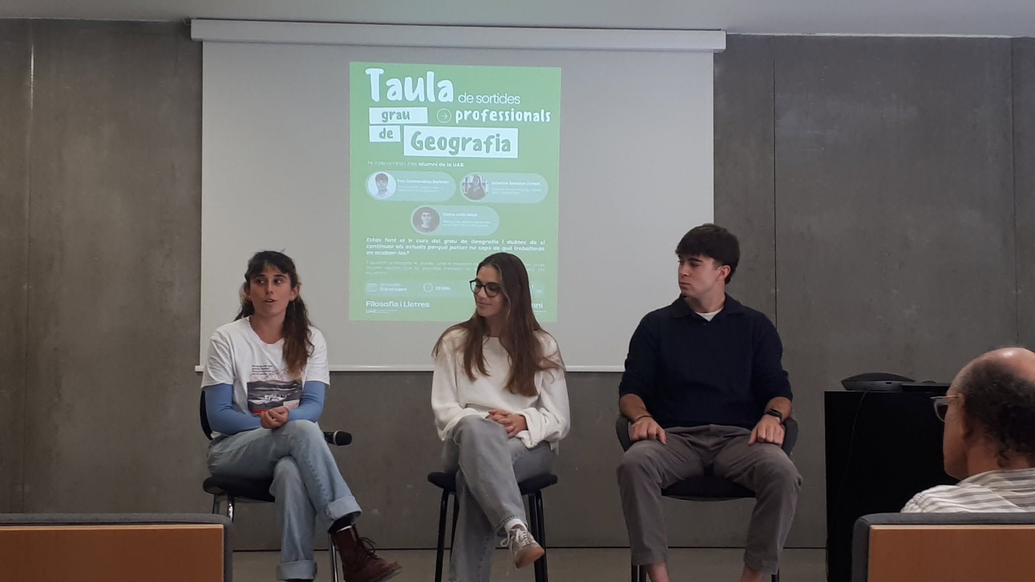 Taula rodona amb tres alumnis de Geografia UAB