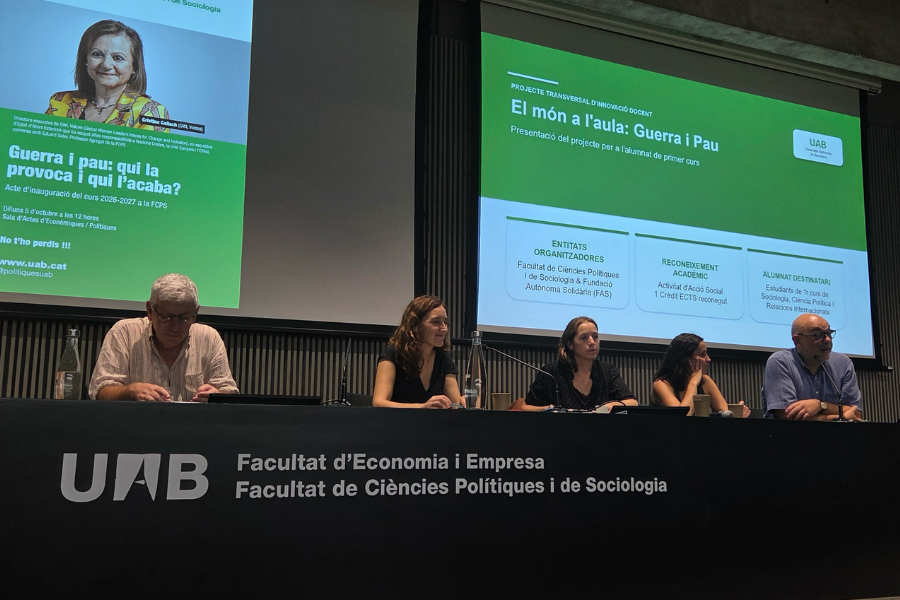 Inauguració del món a l’aula