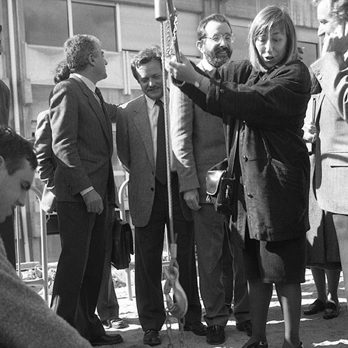 Amplia la imatge 1989: Posada de la primera pedra de l'edifici de la Facultat