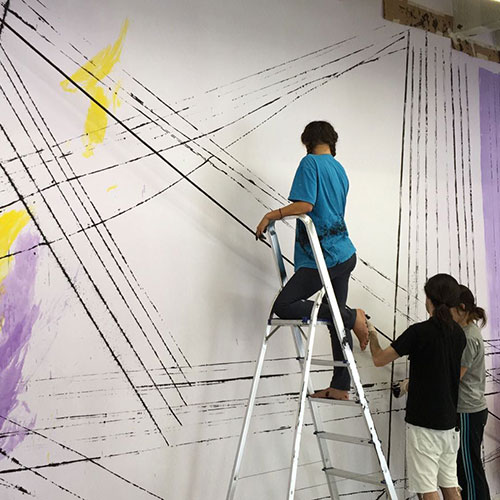 Amplia la imatge 2017: Creació del mural de la Facultat