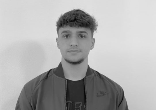 Reprodueix el video Entrevista als estudiants sobre la pràctica de cinema