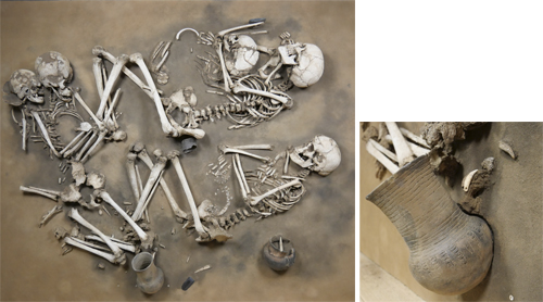 Esquelets jeient en proximitat amb aixovar ceràmic