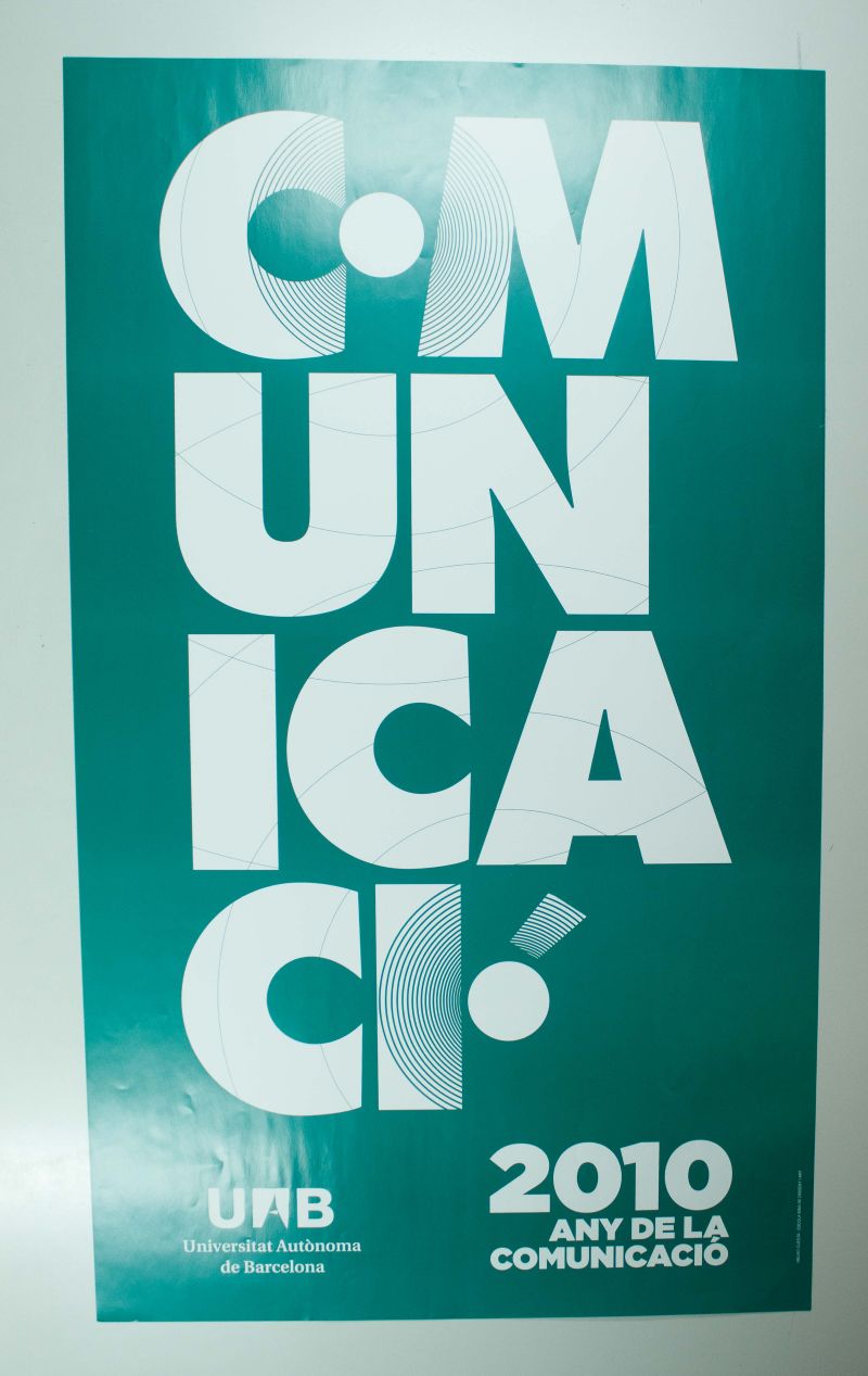 Amplía la imagen 2010. Año de la comunicación.