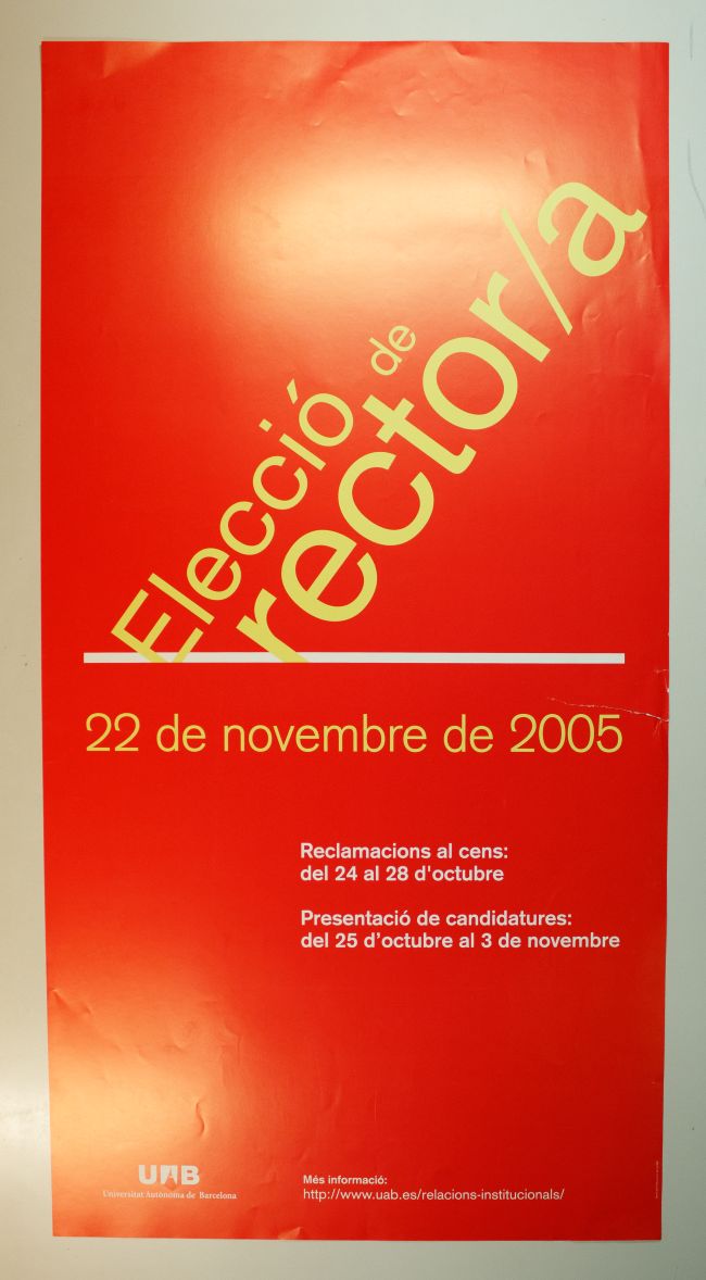 Amplía la imagen Cartel rojo Elección a Rector/a del año 2005