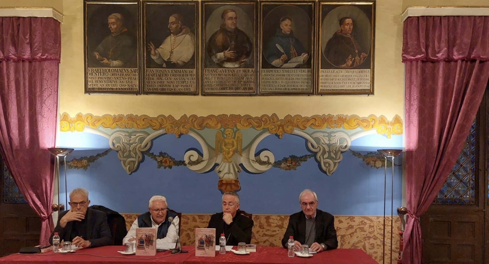     Mons. Romà Casanova Casanova, Dr. J.Antoni Iglesias-Fonseca, Dr. Joan Torra y Sr. Oriol Picas
