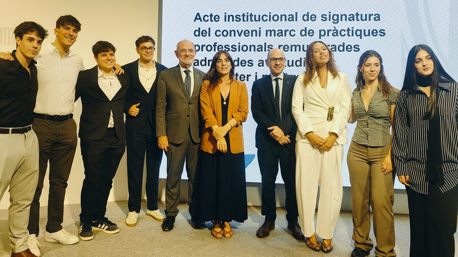imatge de la gent al conveni