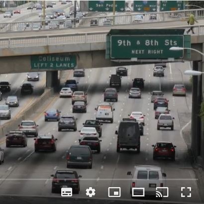 Reproduce el vídeo Conferencia 1: La metrópoli como escenario de la planificación estratégica territorial. A cargo de Oriol Estela, economista y geógrafo, coordinador general del Plan Estratégico Metropolitano de Barcelona.