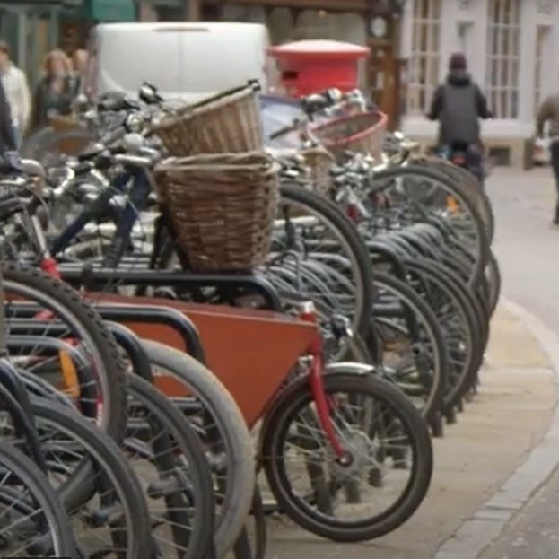 Reproduce el vídeo Conferencia 5: La planificación urbana y de mobilidad desde los municipios. Adam Bonnín (Asesor de Alcaldía de Sant Quirze del Vallès)