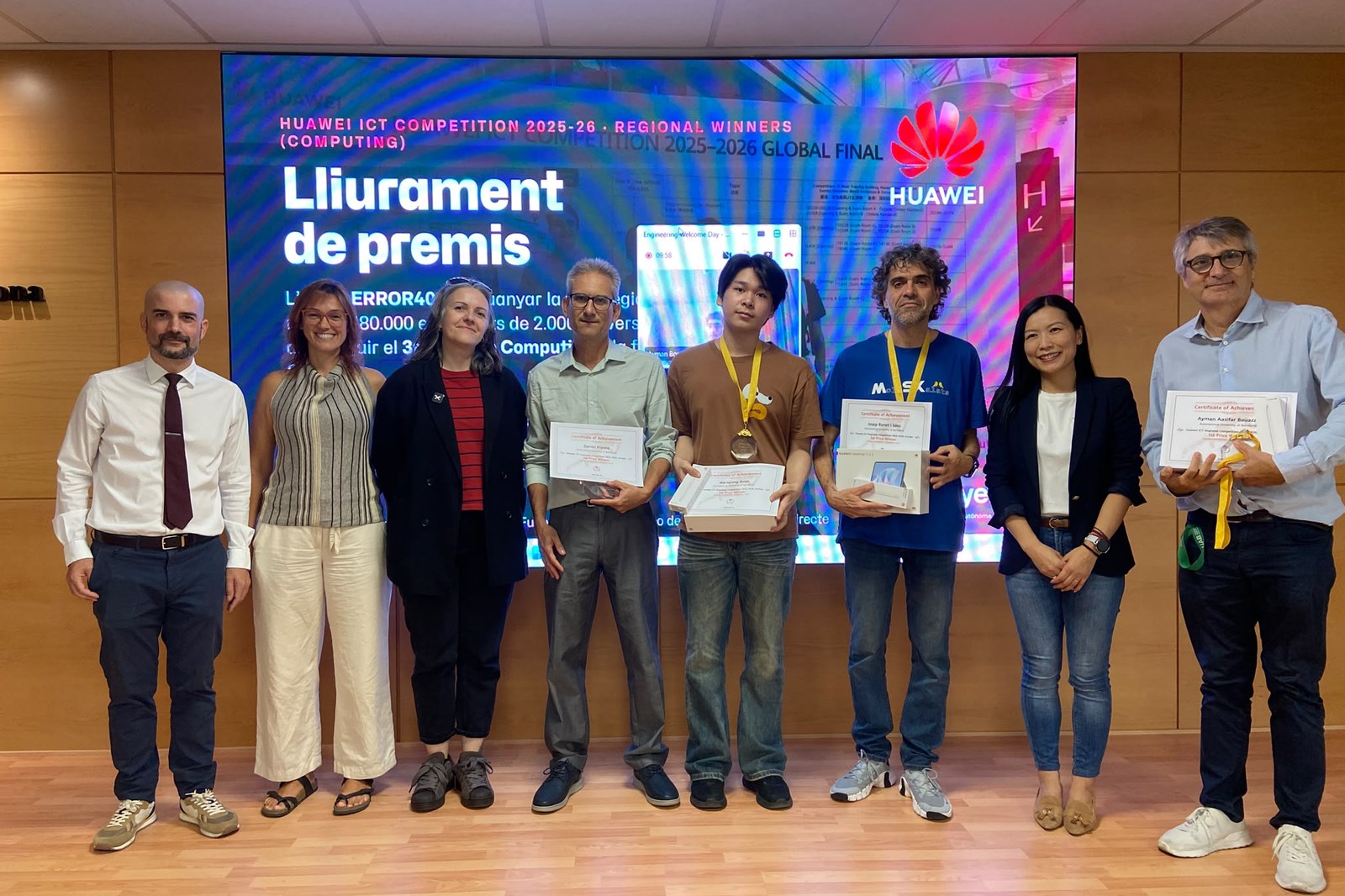 Entrega de los premios de la Huawei ICT Competition en la Sala de Graus durante el Engineering Welcome Day 2026