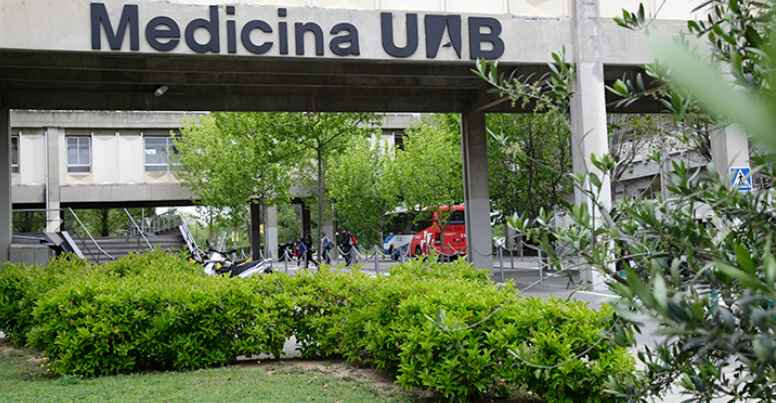 Fachada de la Facultad de Medicina