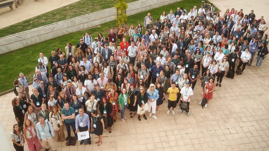 Participants a la ECIU research conference